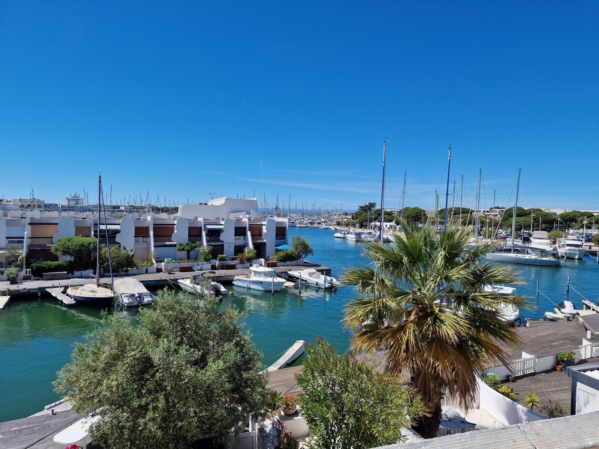 Marina Exceptionnelle - 8 Pers - 120 M2 Vue Mer - Suites Parentales - Cinema - Ponton Le Grau-du-Roi Esterno foto