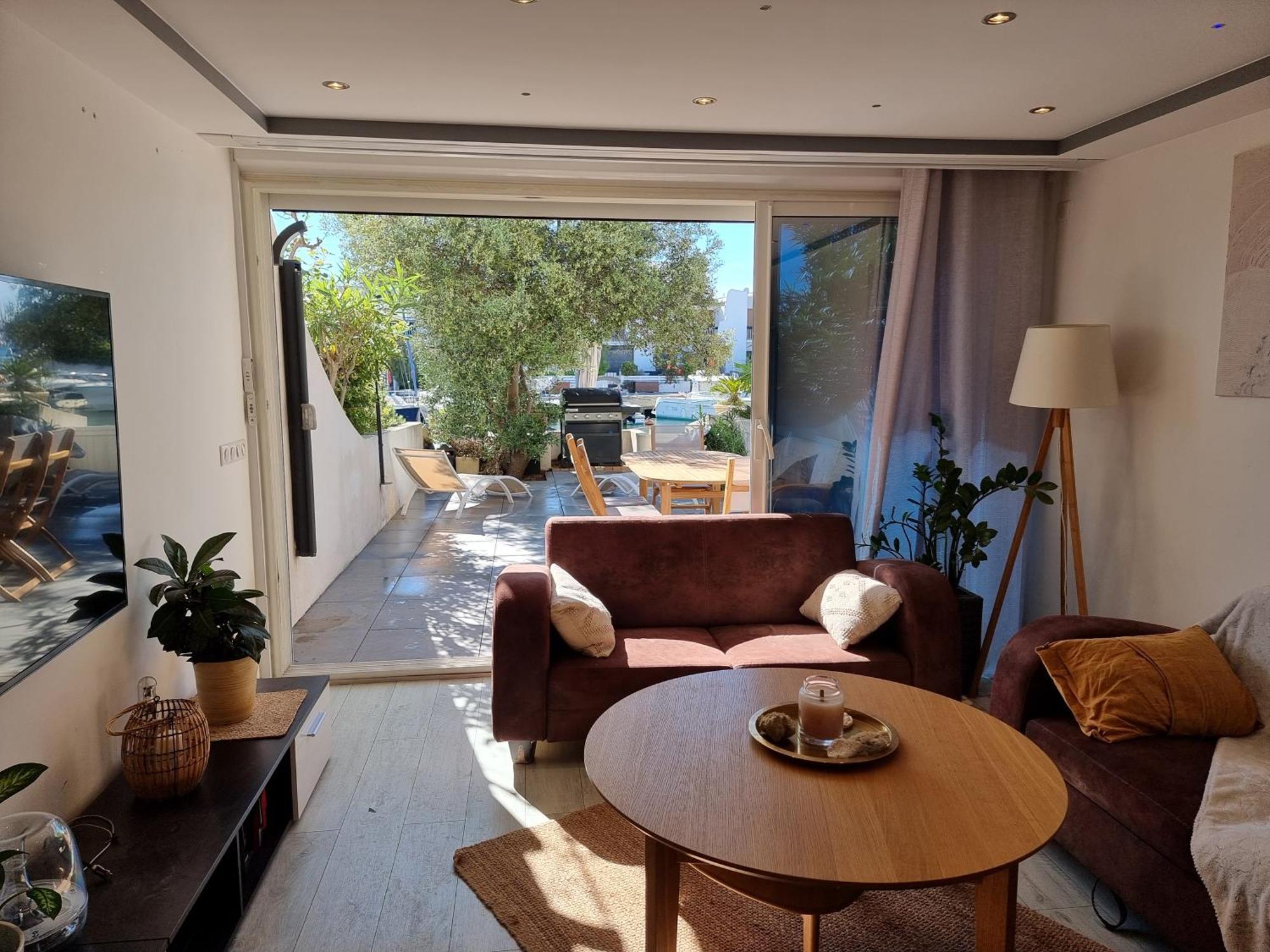 Marina Exceptionnelle - 8 Pers - 120 M2 Vue Mer - Suites Parentales - Cinema - Ponton Le Grau-du-Roi Esterno foto